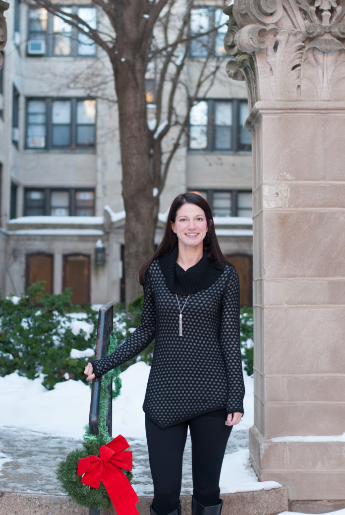 Tunic Sweater (on stairs )_edited-1